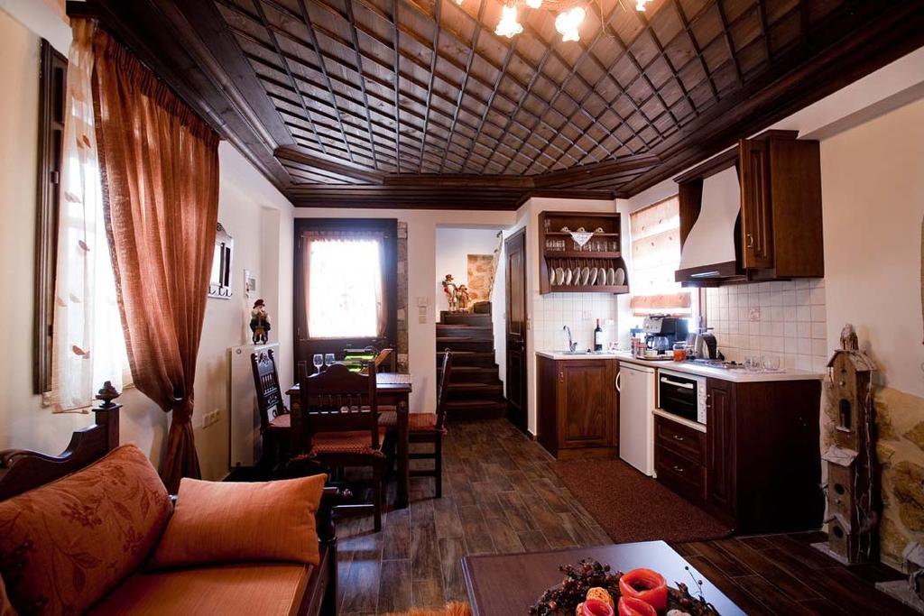 Aiolides Traditional Homes 애스프랑겔로이 외부 사진