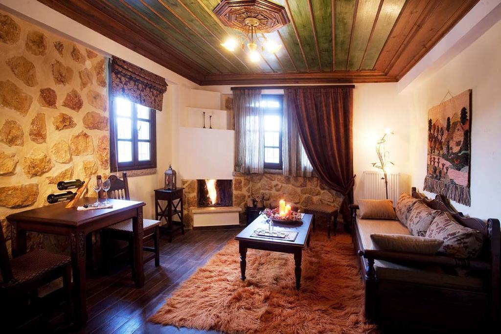 Aiolides Traditional Homes 애스프랑겔로이 외부 사진