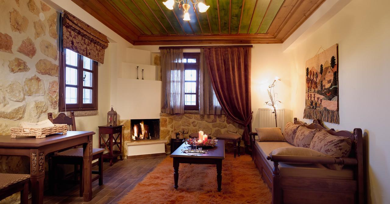 Aiolides Traditional Homes 애스프랑겔로이 외부 사진